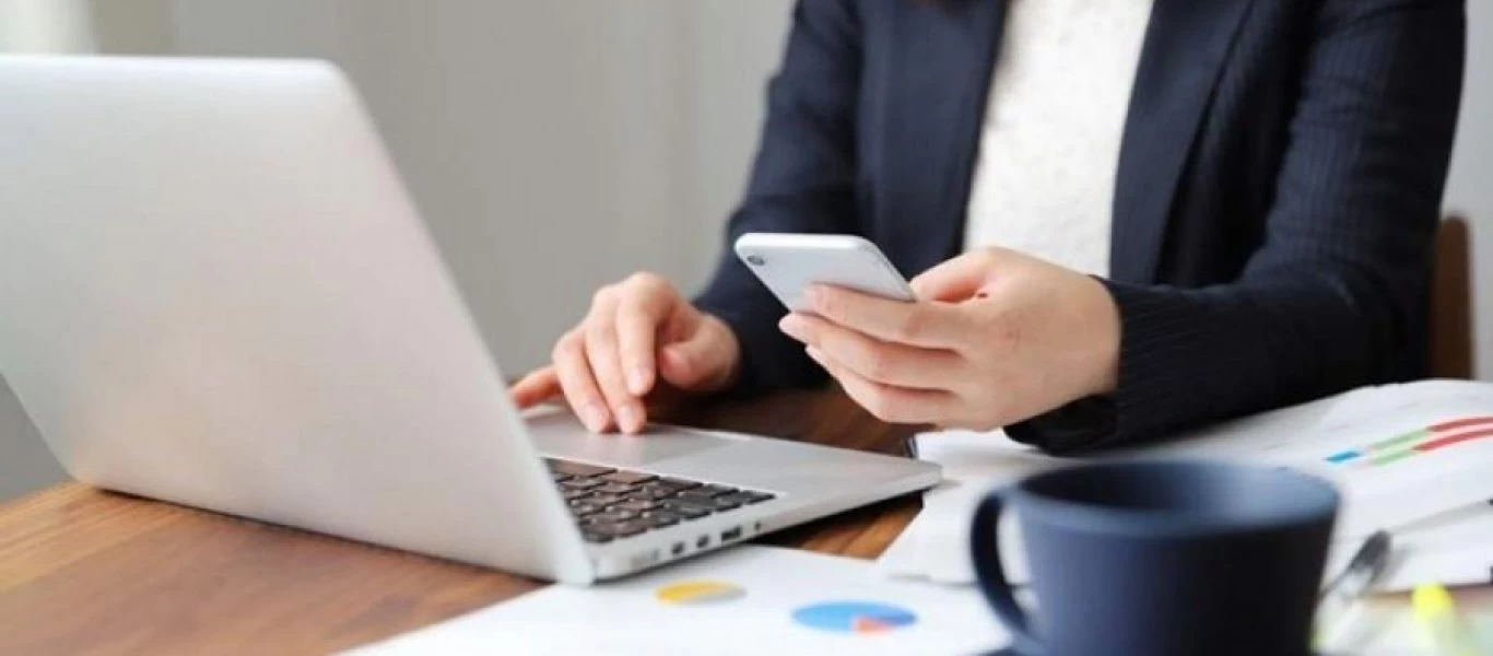 Τηλεργασία: Παρατείνεται για το 50% των εργαζομένων